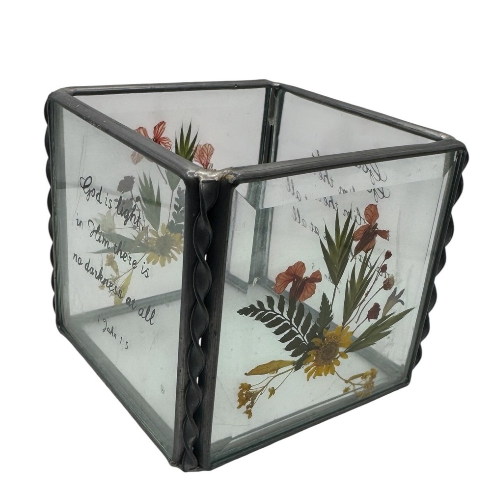 Vintage 1998 Roman Inc Pressed Flower Stained Glass Box 1 John 1:5 Bible Verse